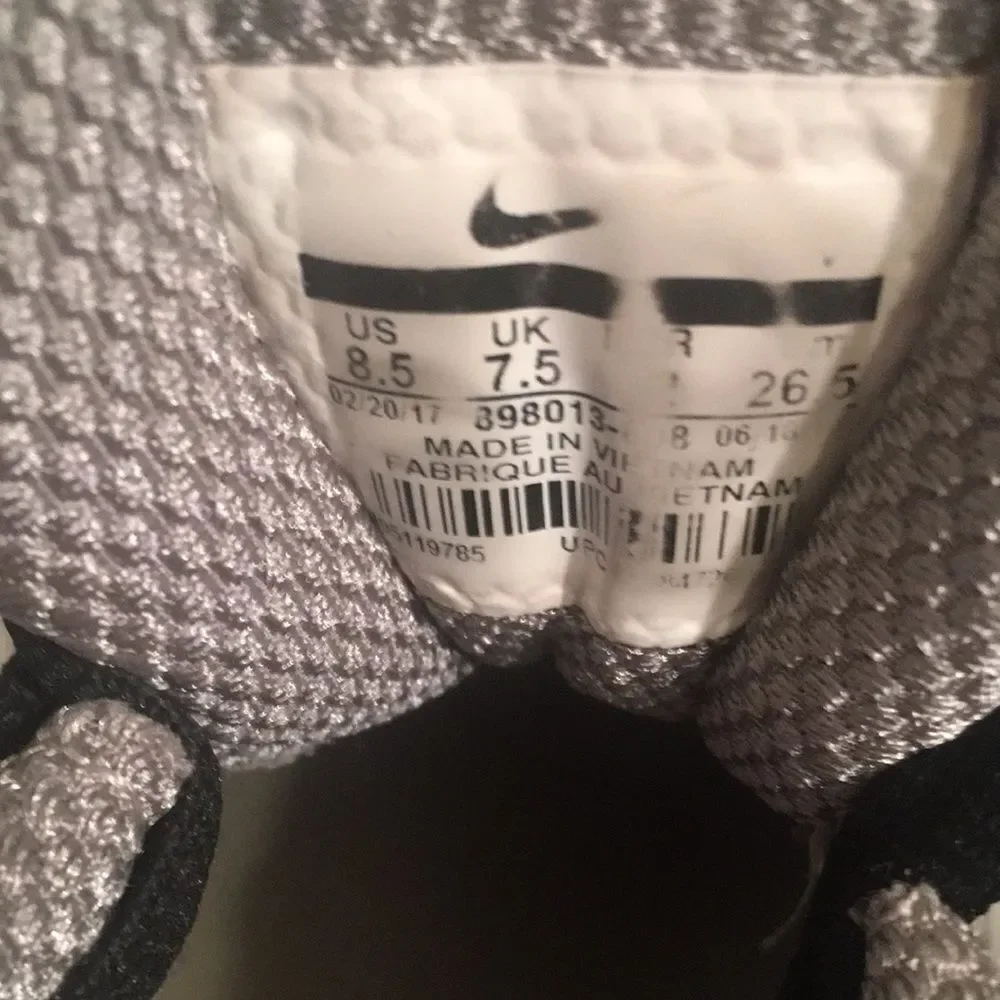 Nike comfortable gray